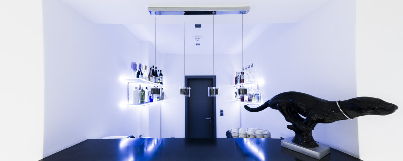 Lobby bar
